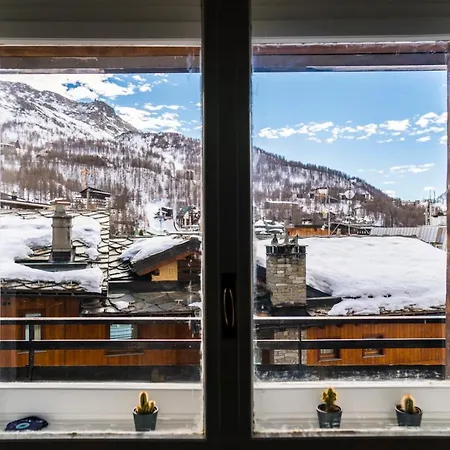 In Cervinia Deluxe דירה
