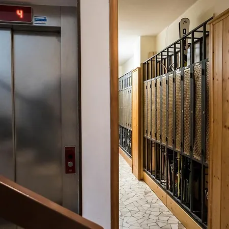 Апартаменти In Cervinia Deluxe Брей-Червінія